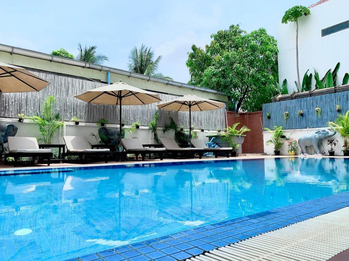 Golden Orchid Angkor Hotel Siem Reap Bagian luar foto