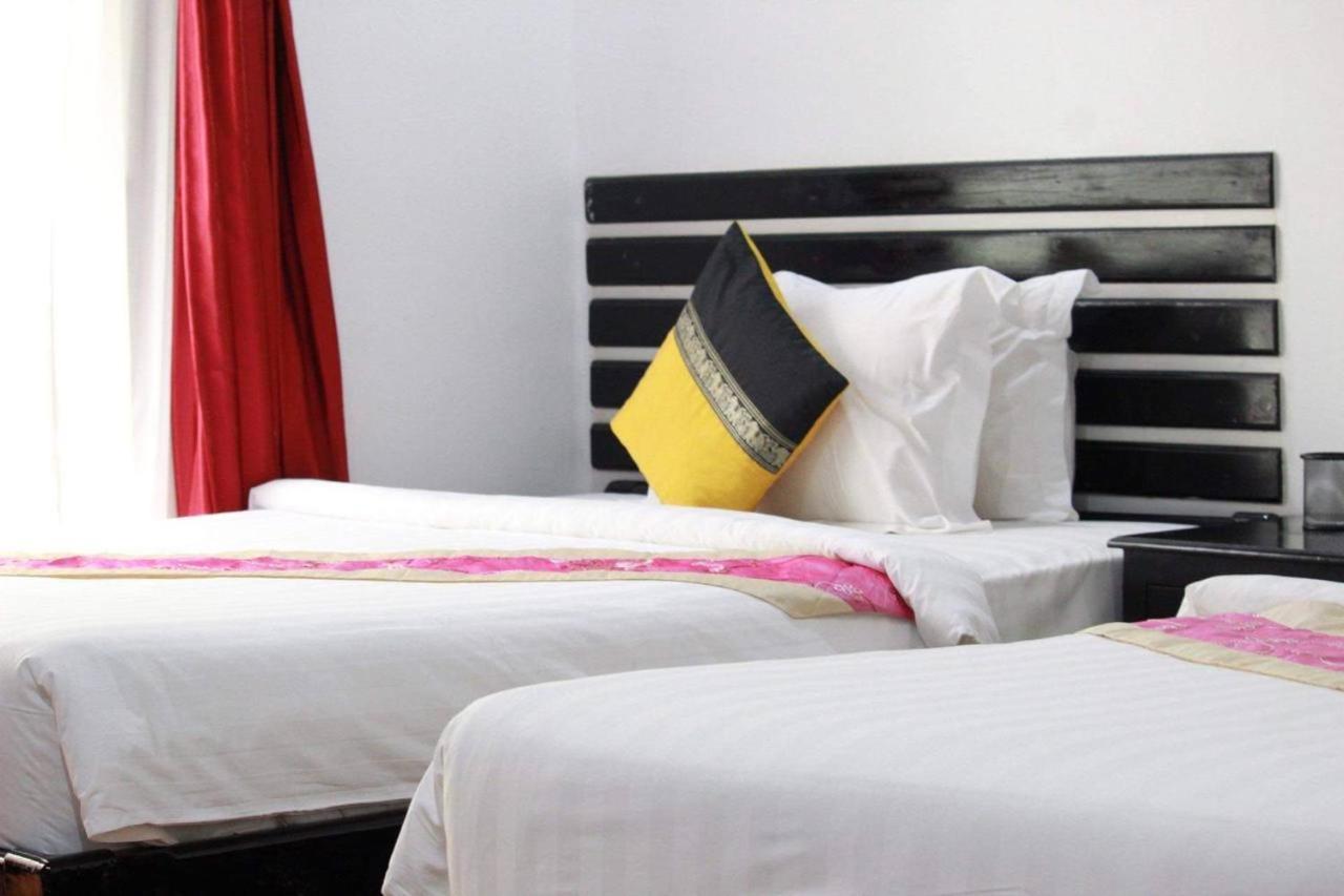 Golden Orchid Angkor Hotel Siem Reap Bagian luar foto