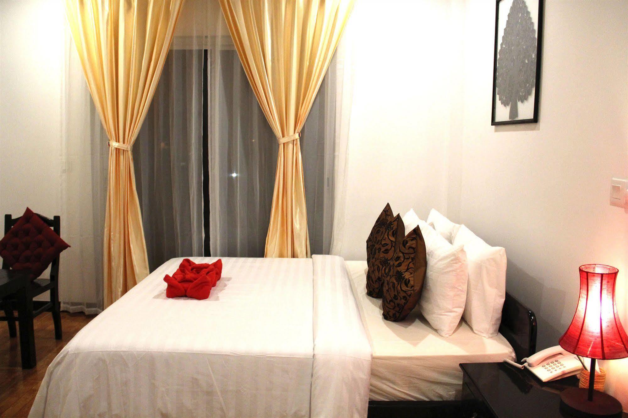 Golden Orchid Angkor Hotel Siem Reap Bagian luar foto