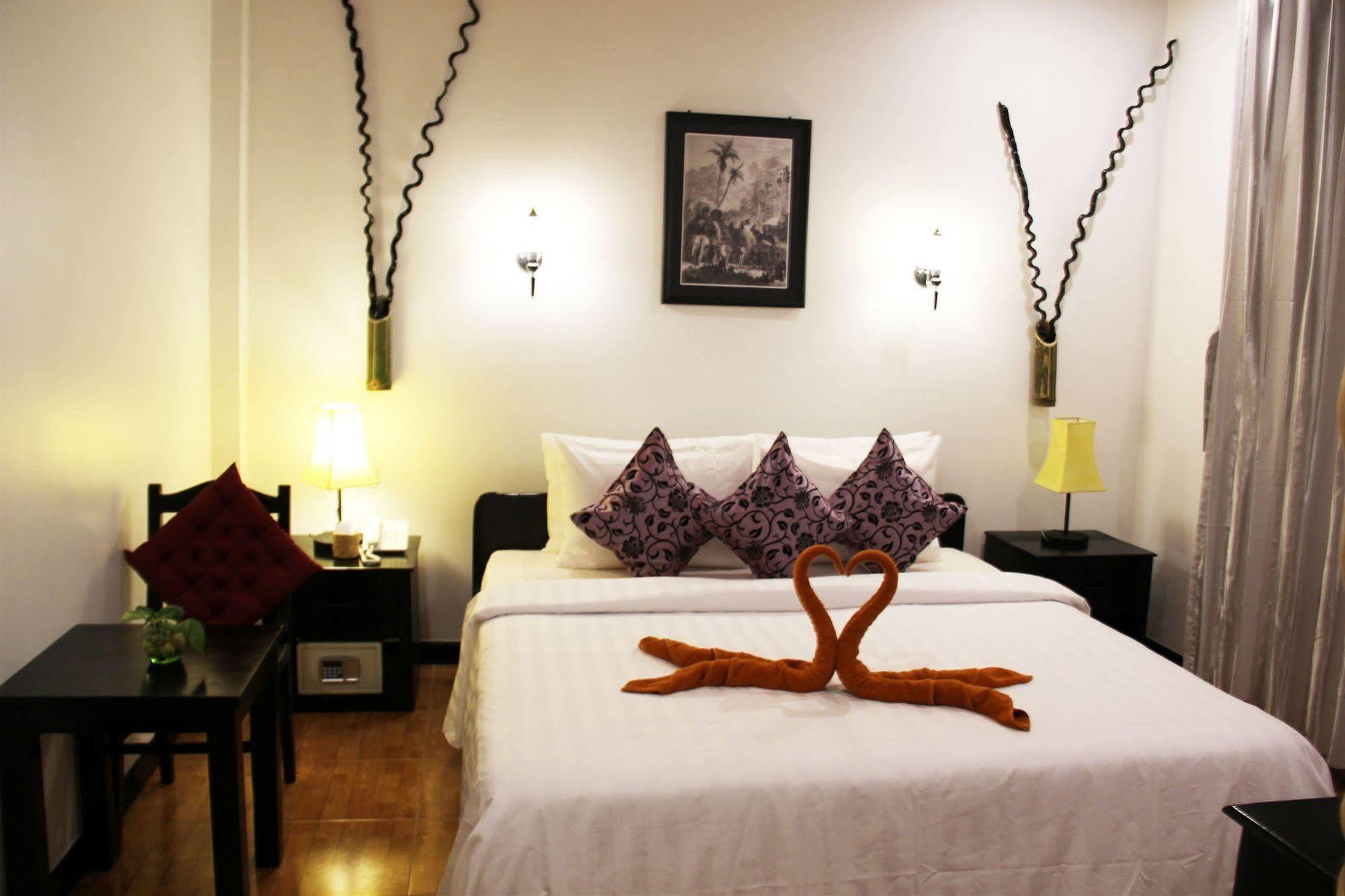 Golden Orchid Angkor Hotel Siem Reap Bagian luar foto